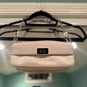Authentic Channel Cream Shoulder Bag (used)